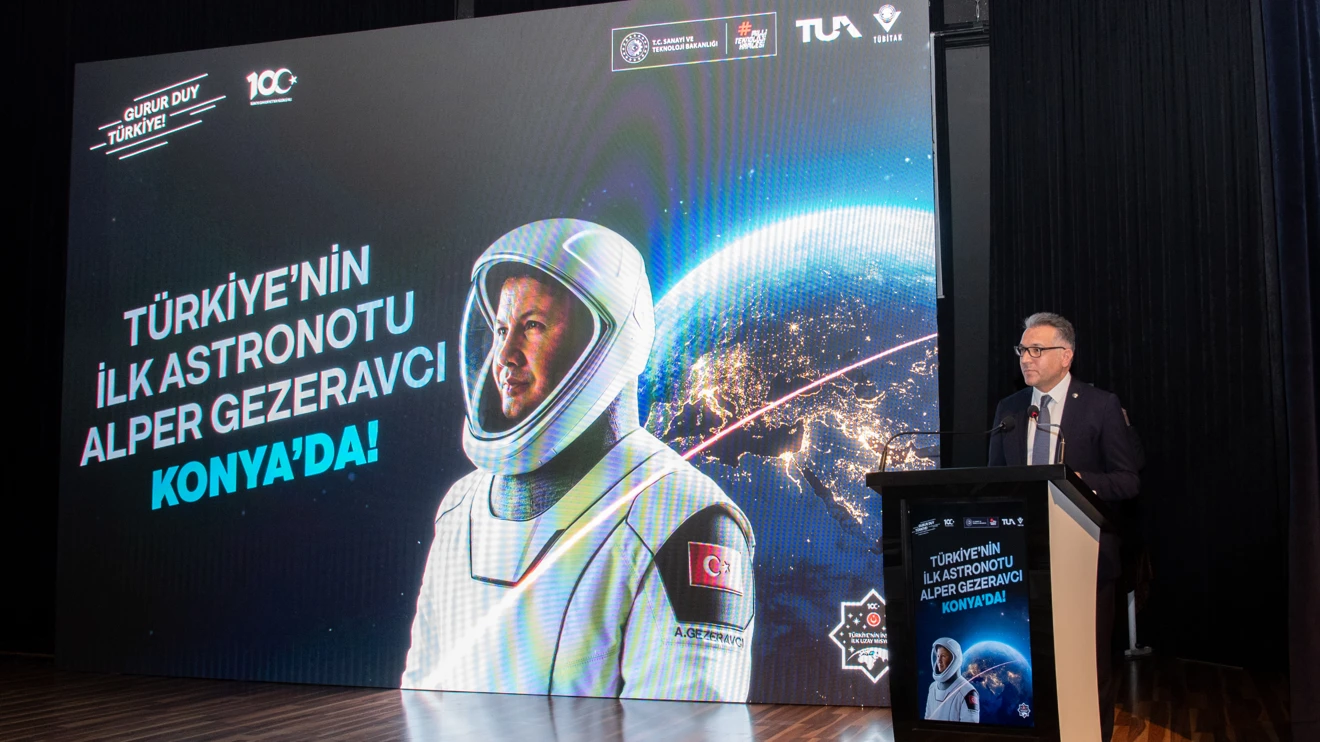 Türkiye'nin ilk astronotu Gezeravcı, Selçuk Üniversitesinde